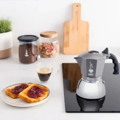 Bialetti Brikka Induction mutteripannu, 4 kuppia