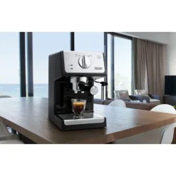DeLonghi ECP33.21.BK espressokeitin, musta/hopea