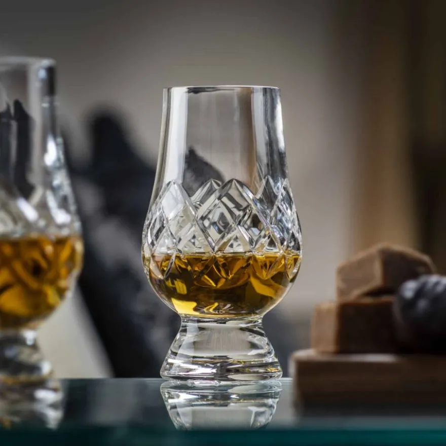 Glencairn Glass hiottu viskilasi