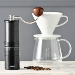 Hario Coffee Grinder PRO CGP-2-B kahvimylly, musta