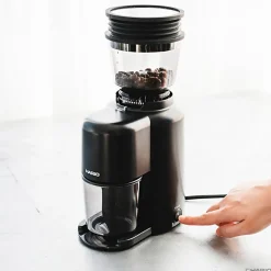 Hario V60 Electric Coffee Grinder Compact N kahvimylly