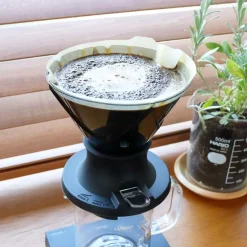 Hario V60 Mugen x Switch Dripper koko 02 suodatinsuppilo, musta