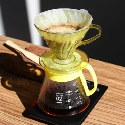 Hario V60 Range Server Candy Edition koko 02, 600 ml Koi Orange
