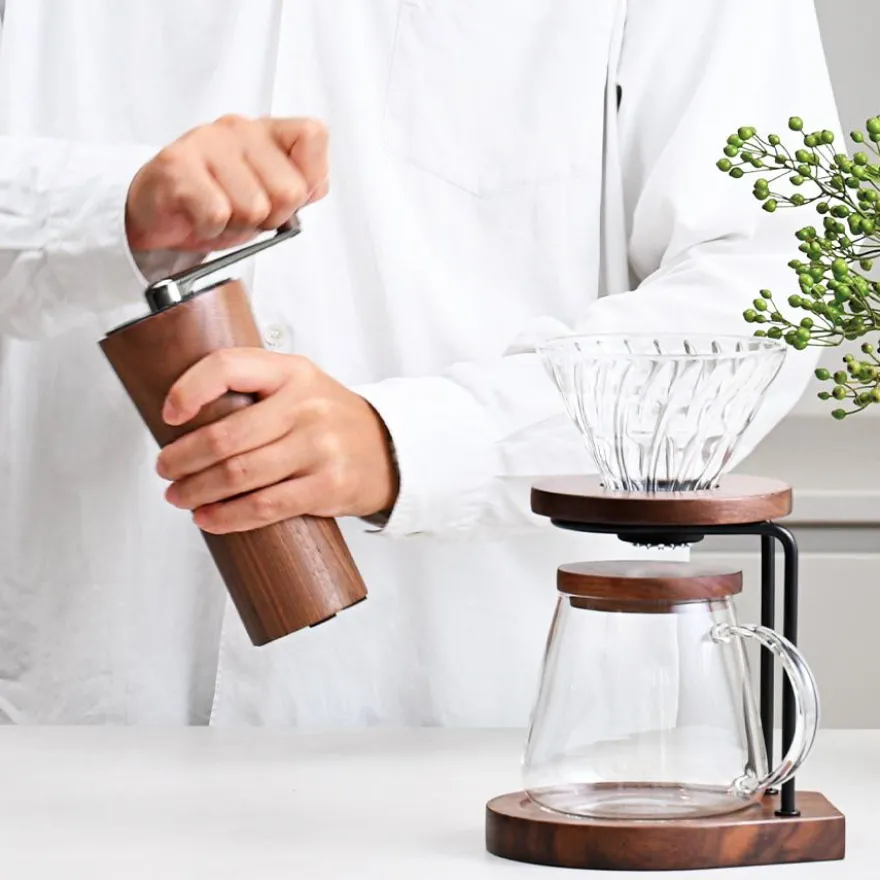 Hario Walnut Wood kahvimylly