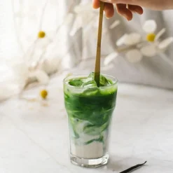 Moya Matcha Organic Traditional vihreä tee